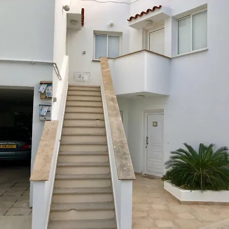 Yiallos Village C107 * Lárnaka