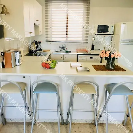 Διαμέρισμα Yiallos Village C107 *